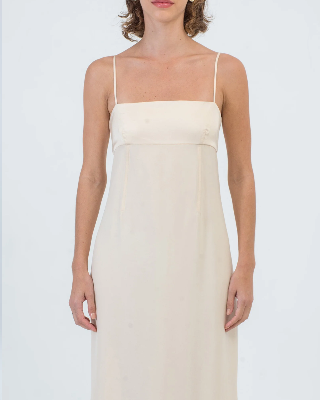 vestido Catarina areia