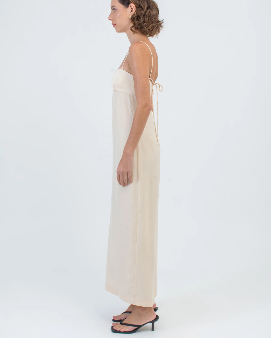 vestido Catarina areia