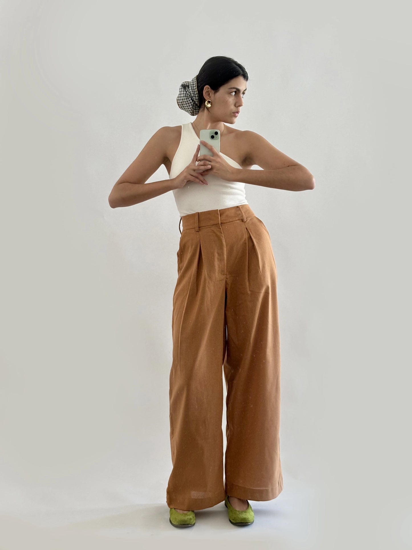 calça Layse caramelo