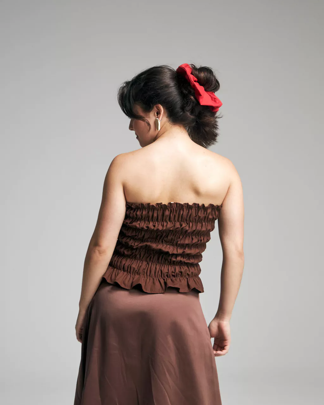 blusa tubo marrom