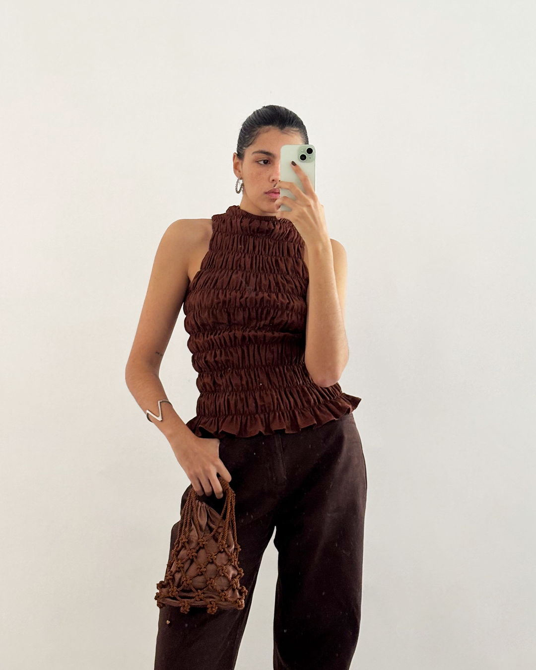 blusa folia marrom