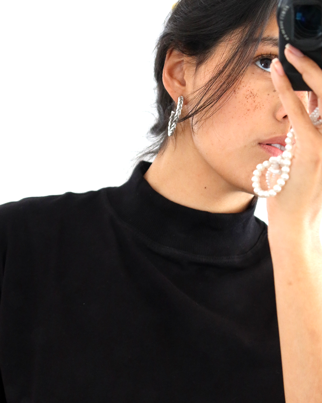 camiseta gola alta preta