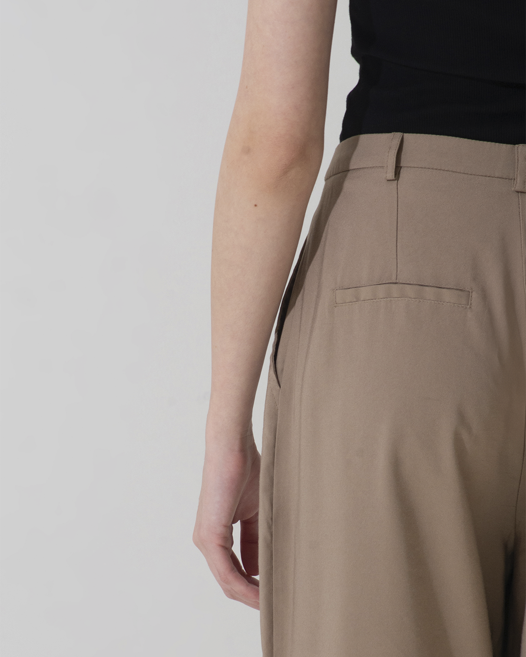 calça Betina bege