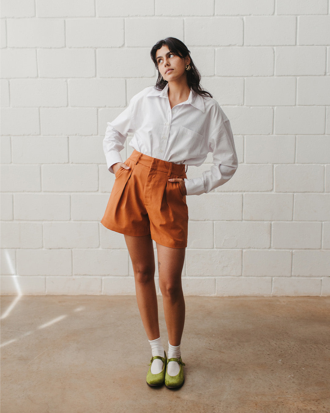 shorts Virgínia caramelo