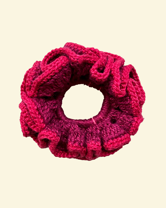 scrunchie crochê rosa