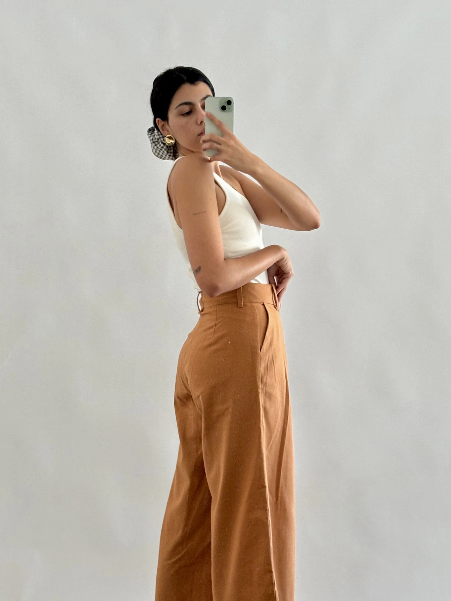 calça Layse caramelo
