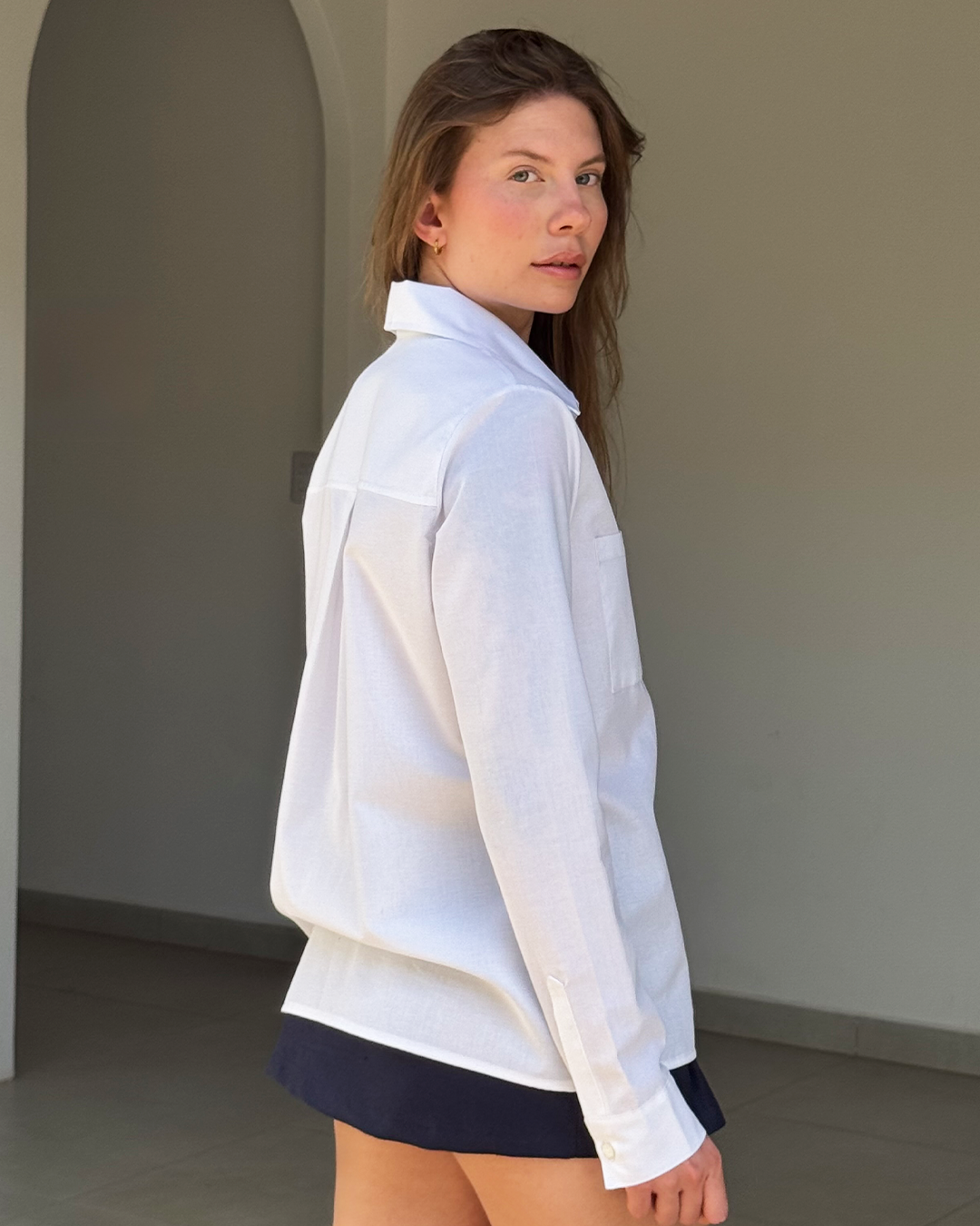 camisa pregueada branca