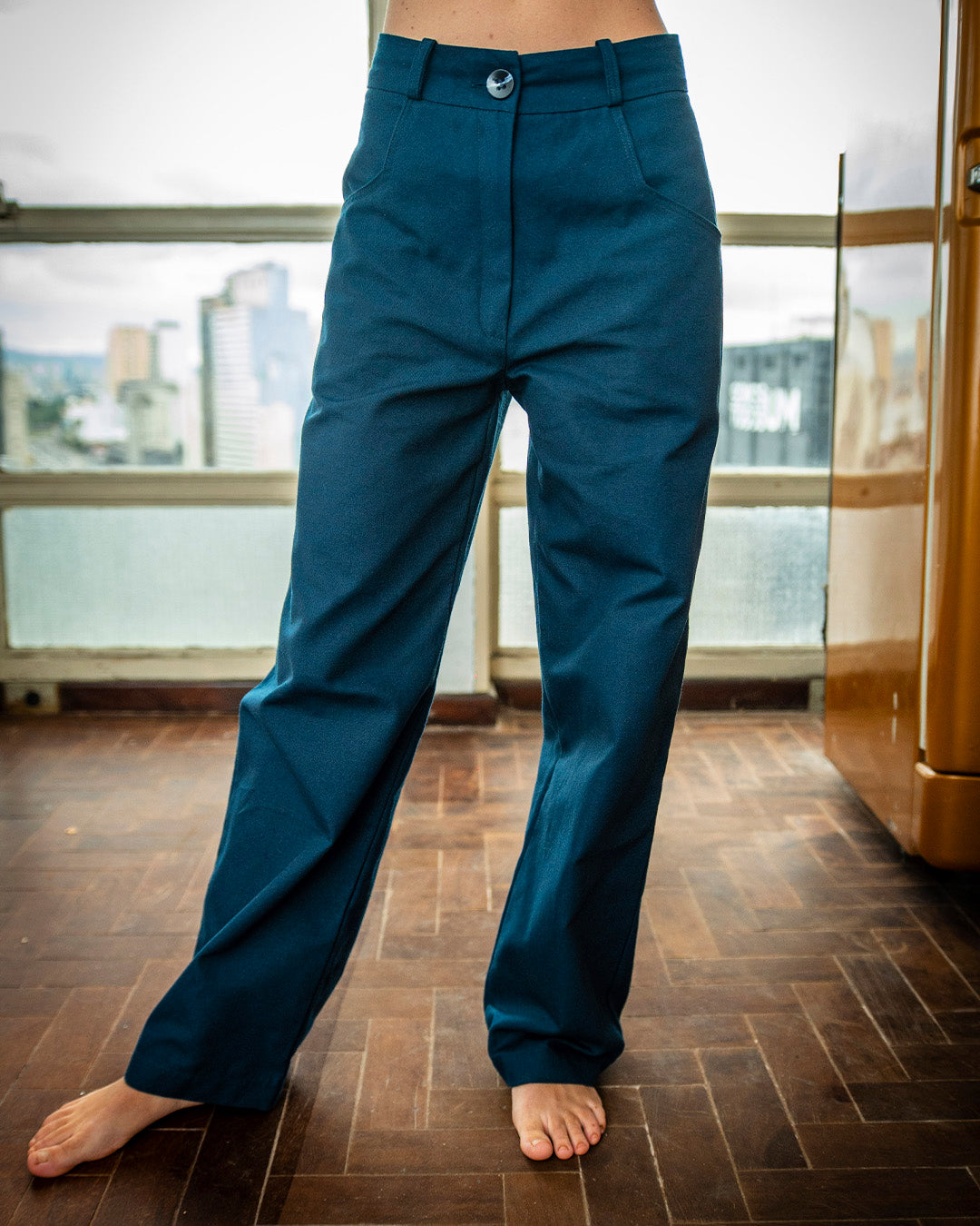 calça lápis lazulli