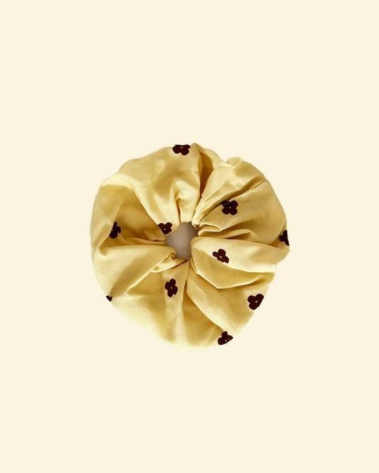 max scrunchie floral
