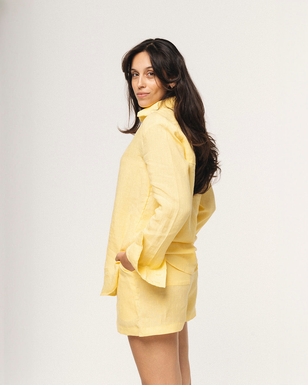 camisa 100% linho amarelo manteiga