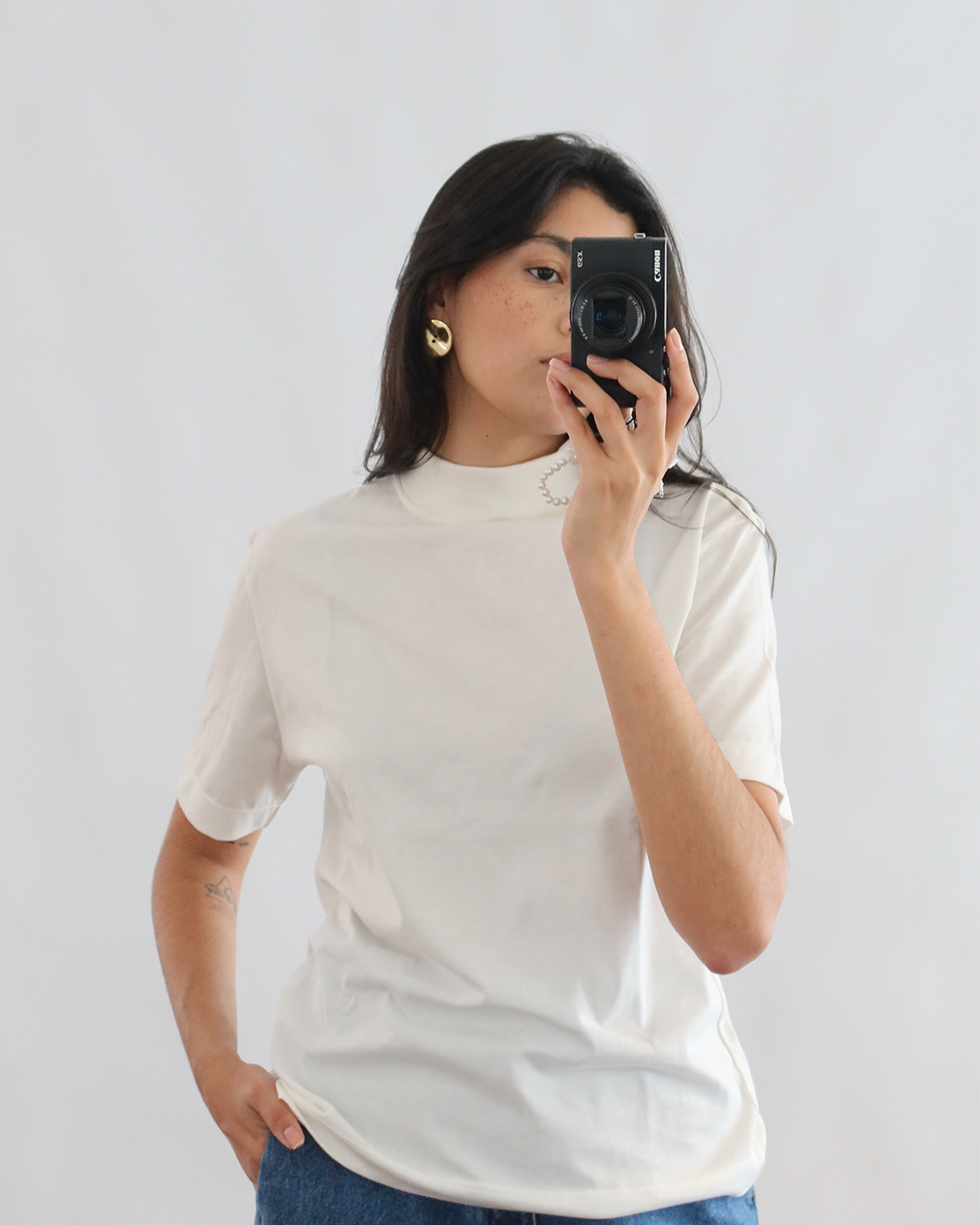 camiseta gola alta off